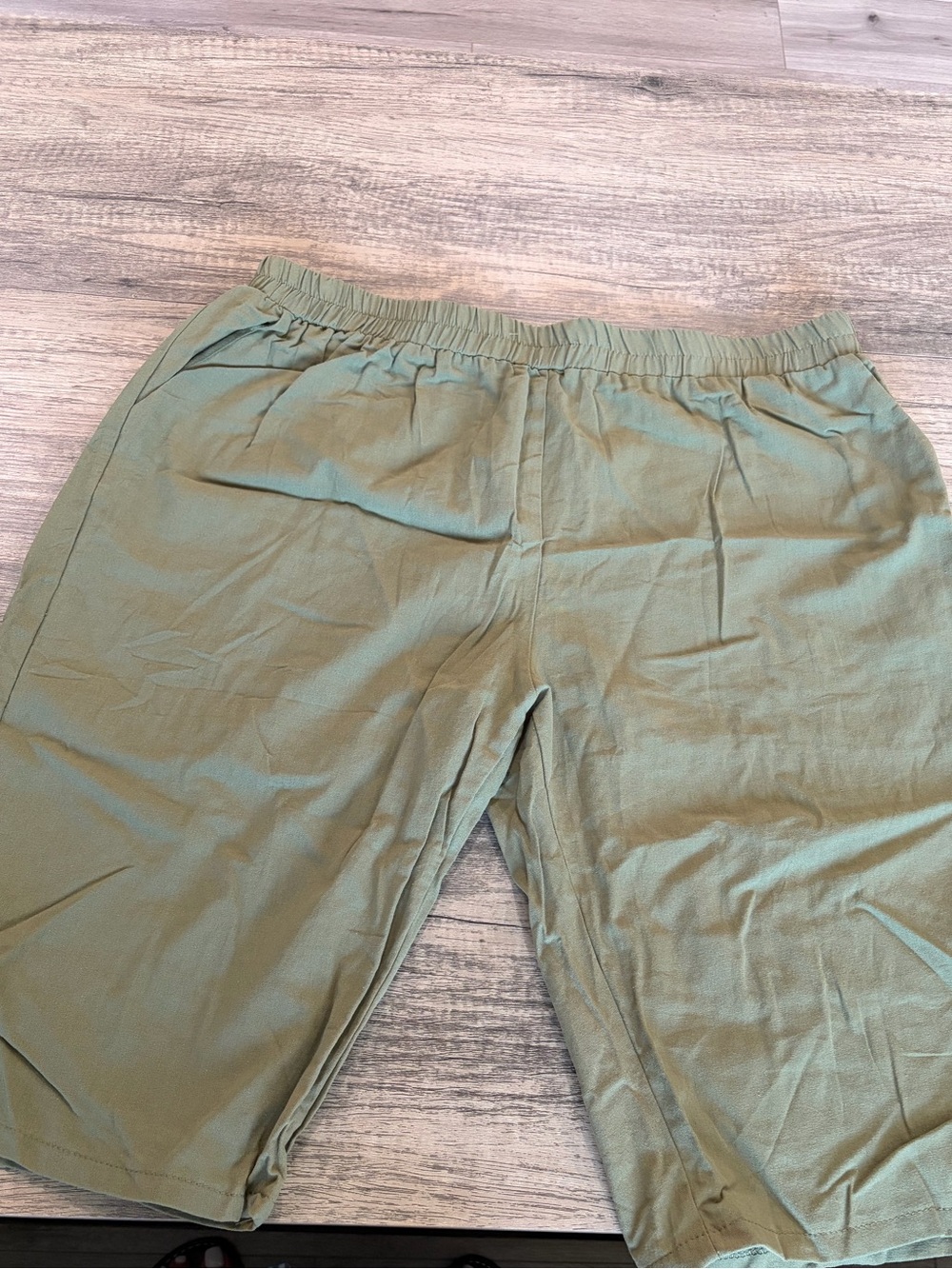 Source Unknown  Linen Olive Green Women's Elastic Waist Shorts with pockets